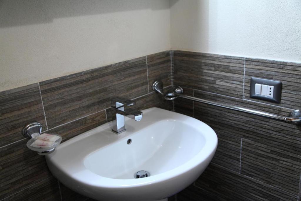 B&B Madema Cefalu Exterior photo